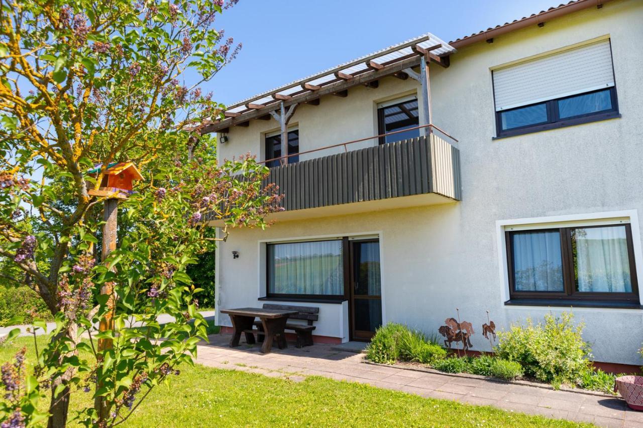 Appartement Pferdehof Bischof à Wertheim Extérieur photo